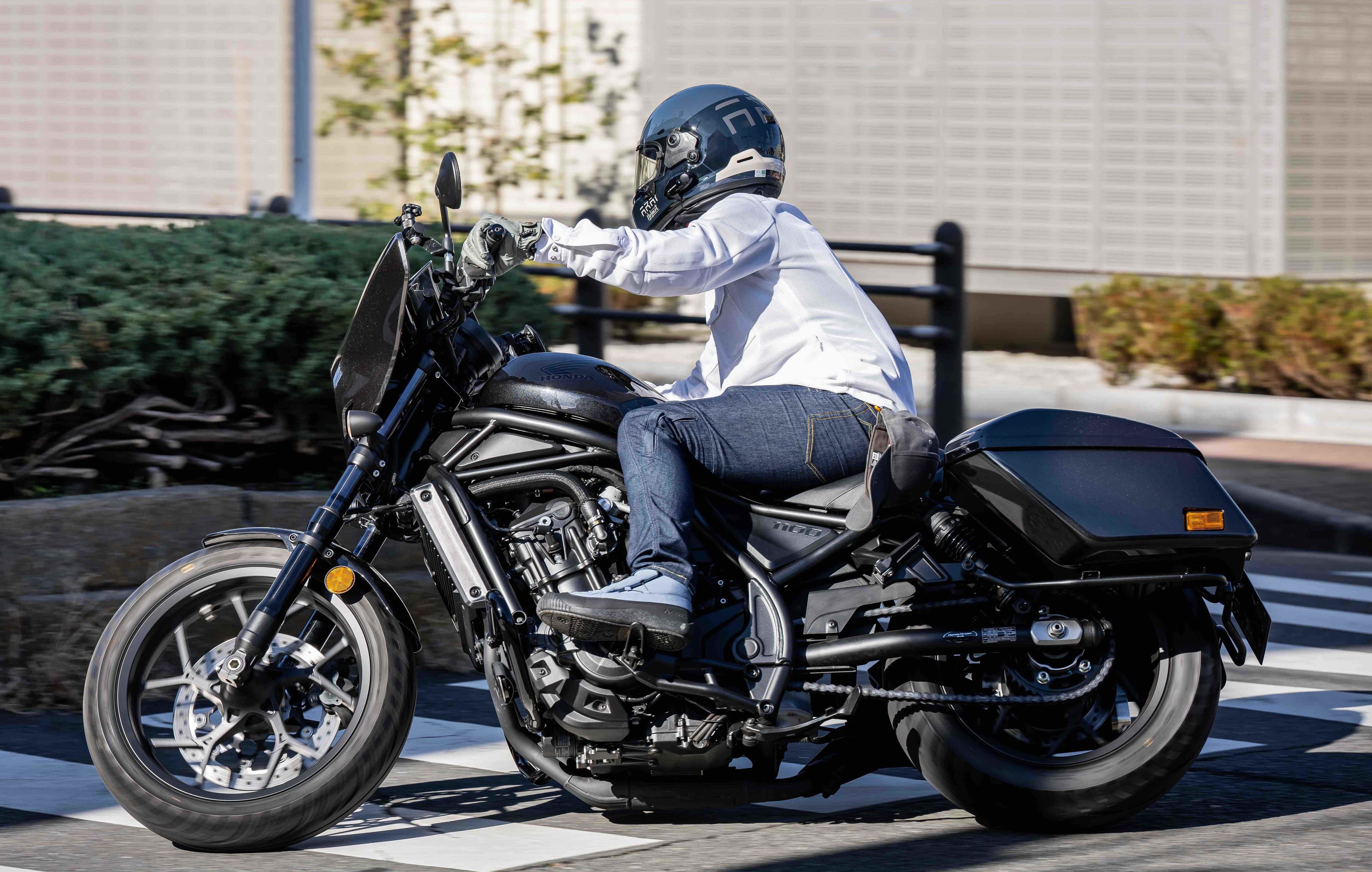 (期間限定オフ)走行風を取り込む【空冷式シャツ】がライダーの声で実用的モデルチェンジ