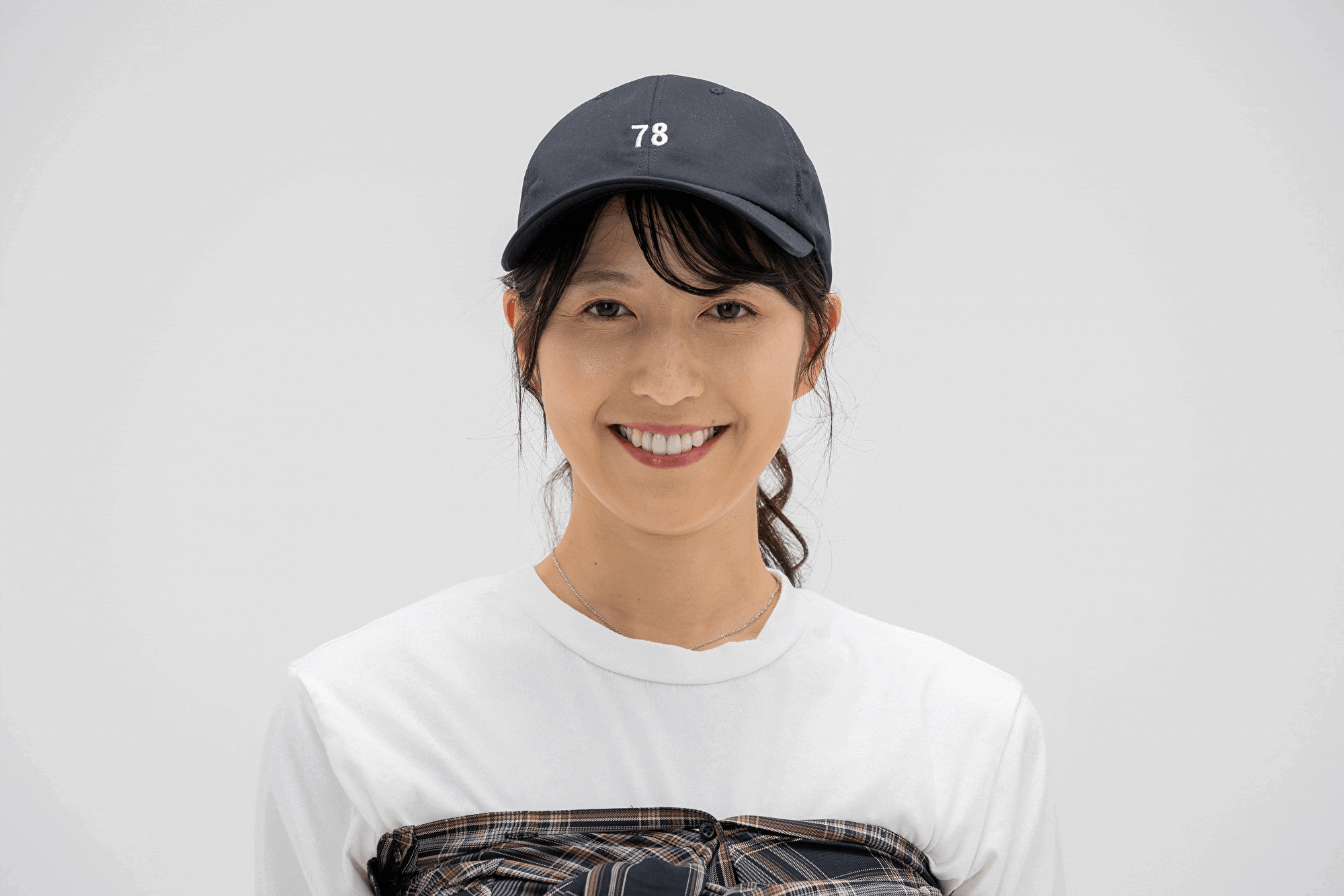 【レディース】「小顔に見えるキャップが欲しい」と思っている女性へ送る【小顔効果】抜群のキャップ