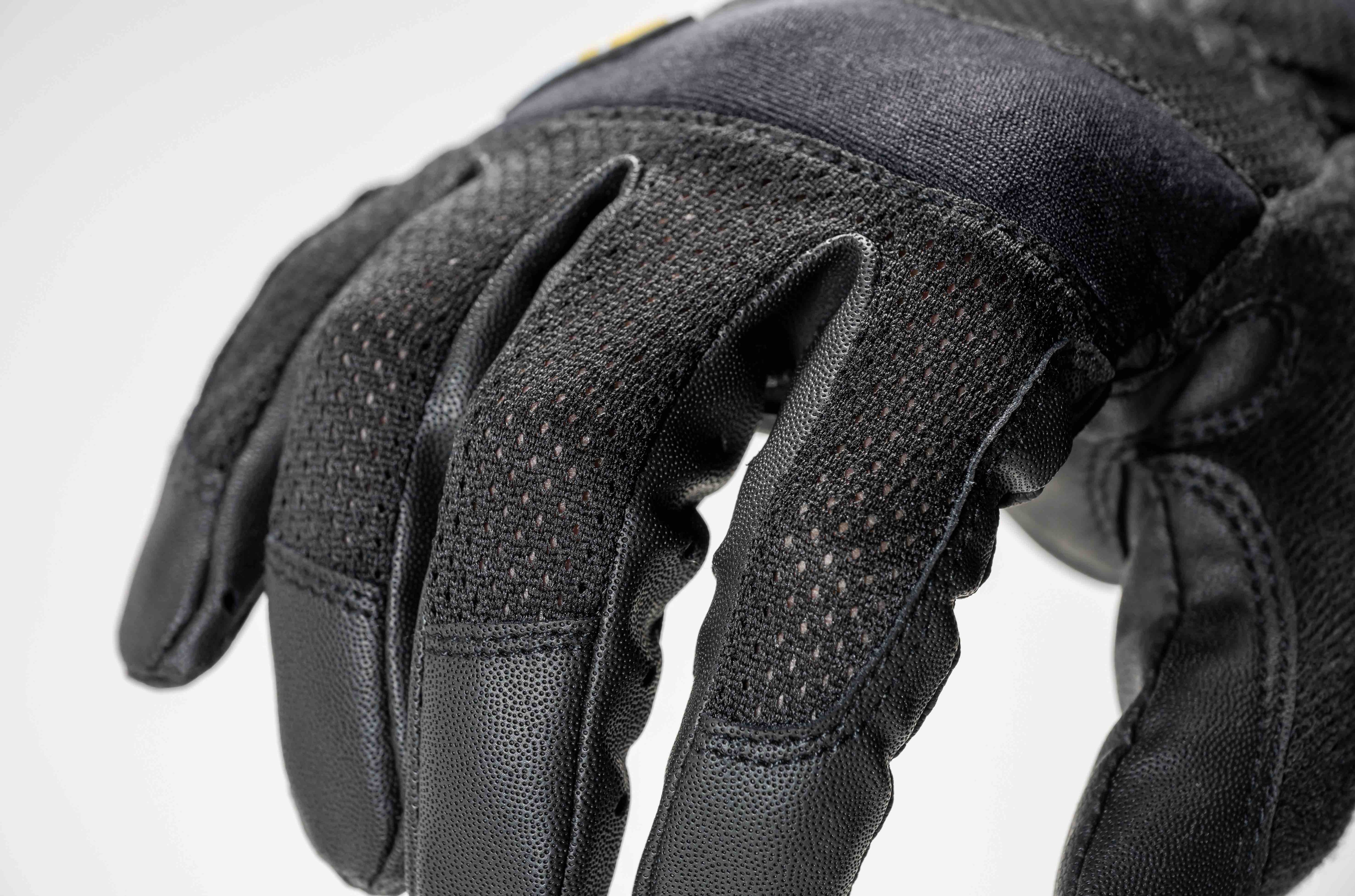 （第2期先行予約：4月30日まで）圧倒的進化『エアインテーク化』で毎秒250cc走行風を取り込む【空冷式グローブ】ライダーを「暑さ」と「蒸れ」から解放する！