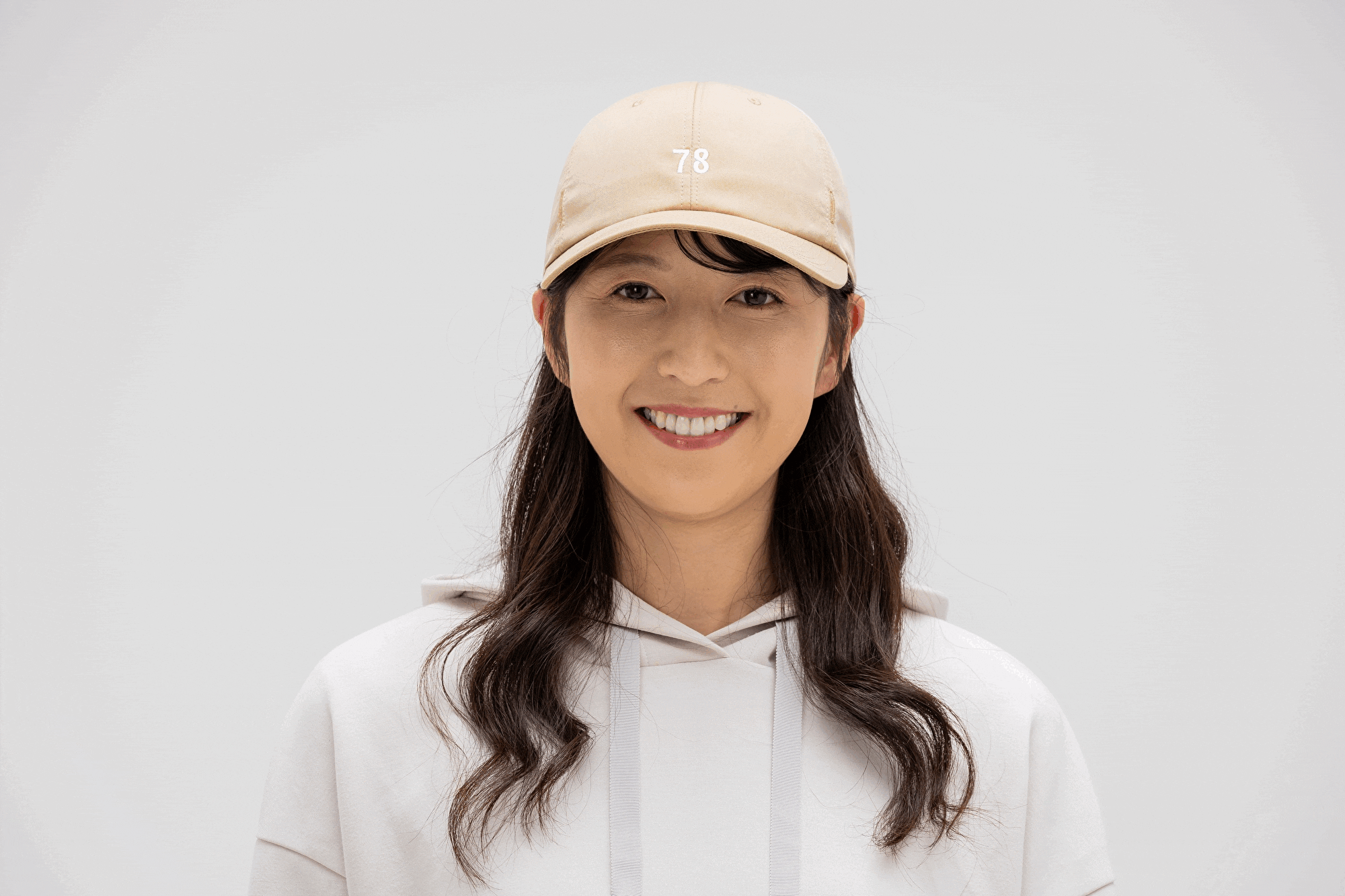 【レディース】「小顔に見えるキャップが欲しい」と思っている女性へ送る【小顔効果】抜群のキャップ