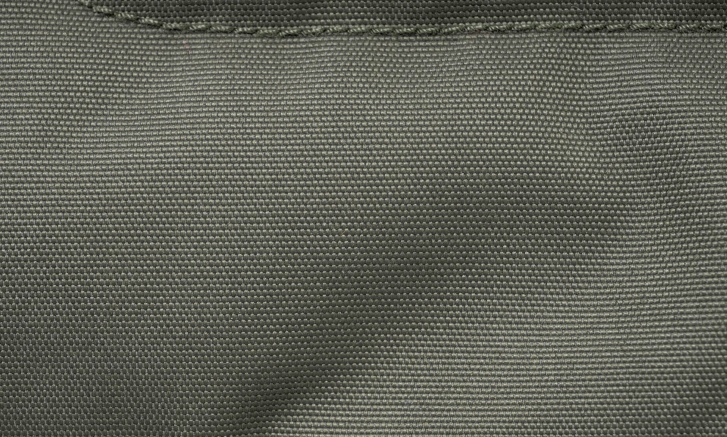 Colemanコラボ【着るテント】防風防寒バイク用アウターが完成！