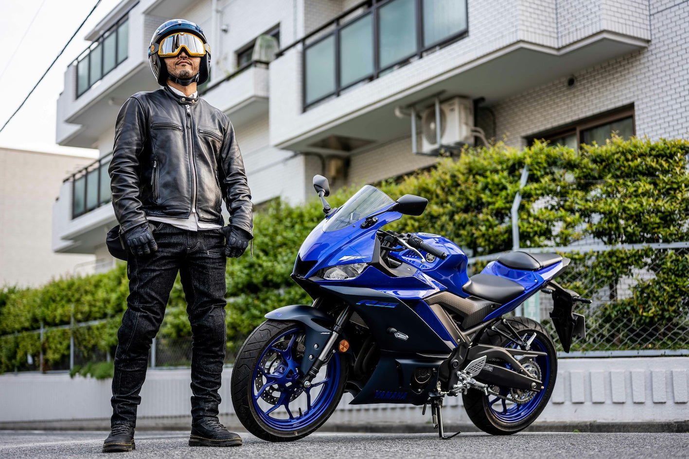 ライダーの『股下問題』を解決する！日本製【ライダー専用ブラックジーンズ】が完成！