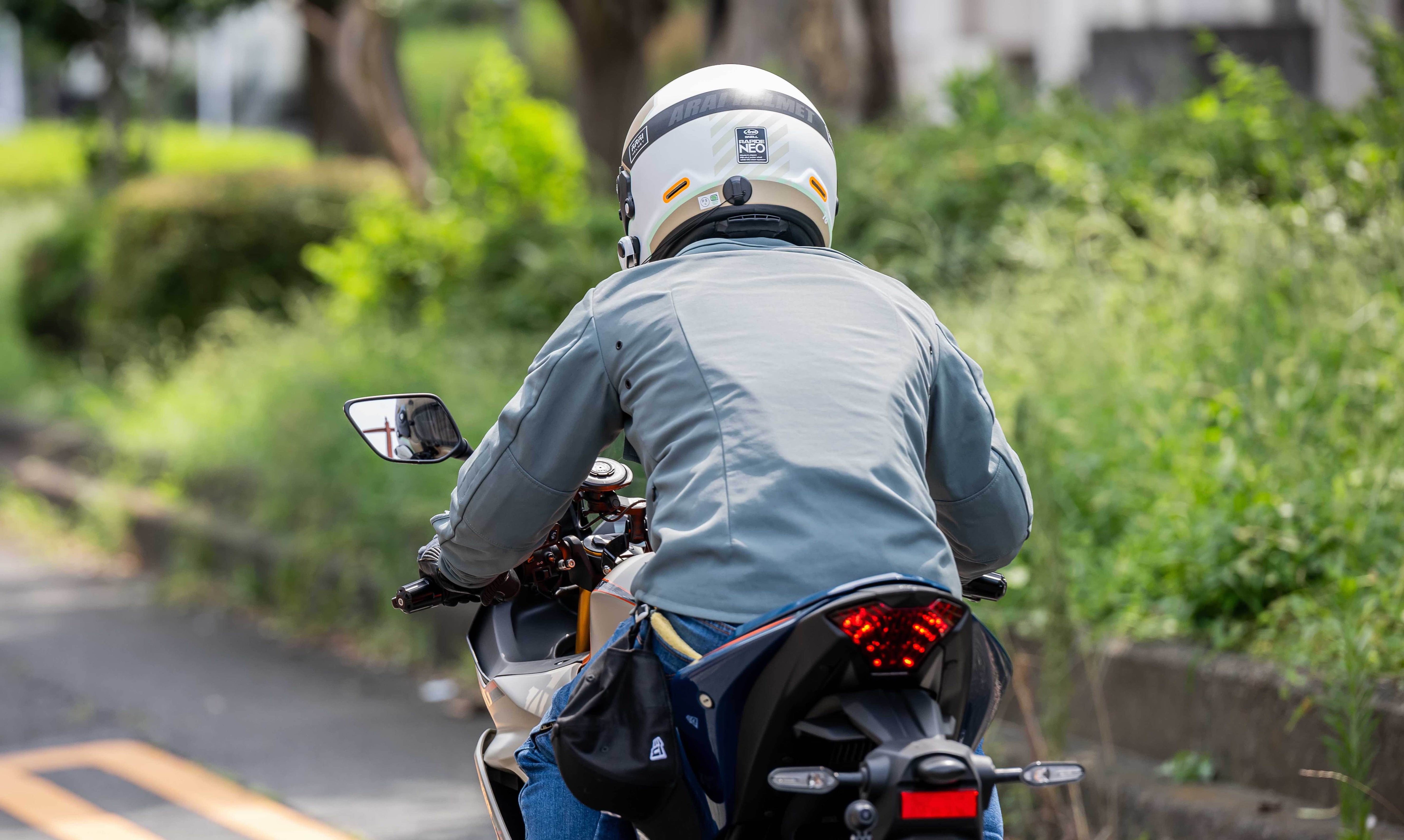 寒風に負けるな！『走行風を遮断する』ライダー専用【防風シャツ】が完成！