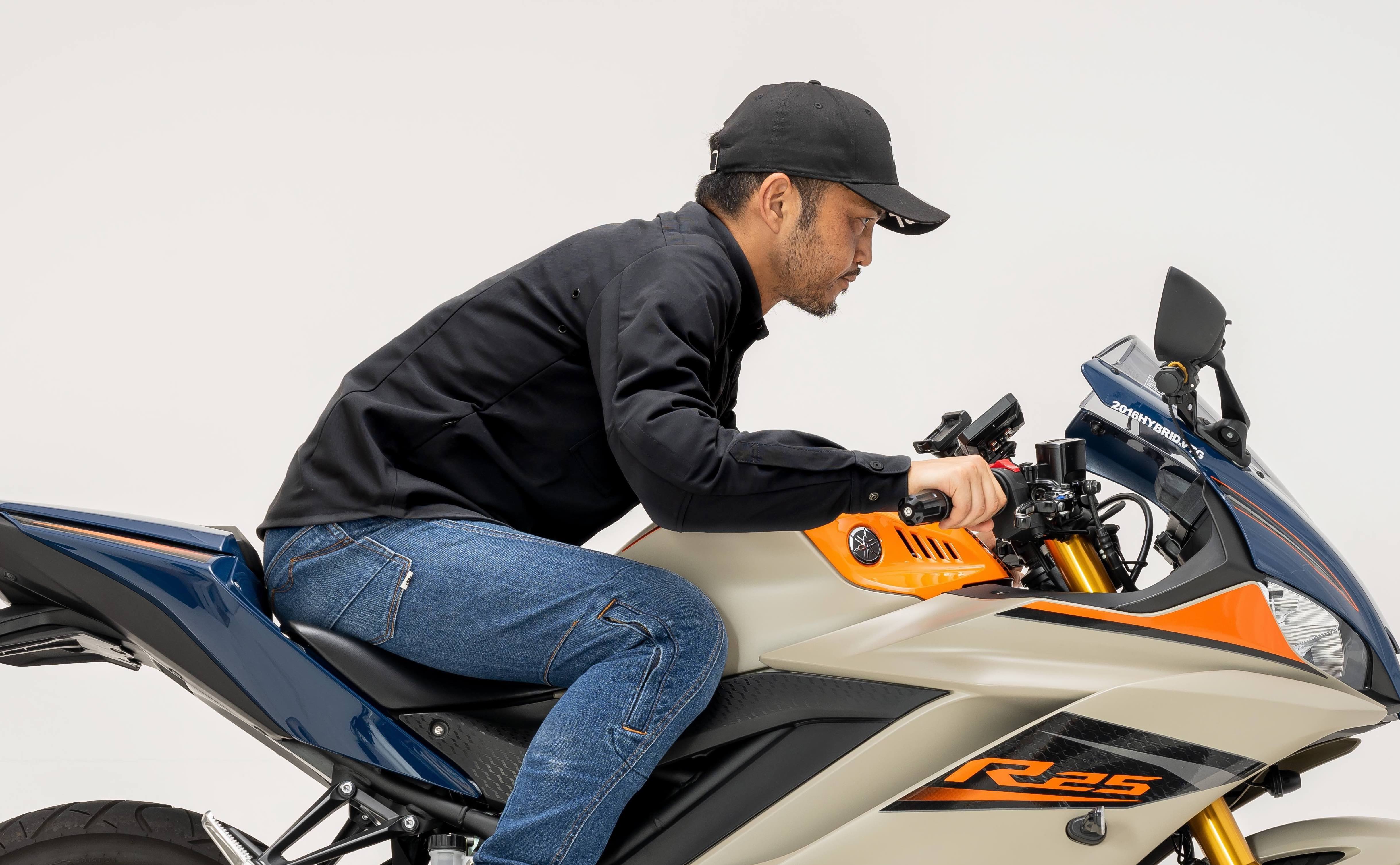 寒風に負けるな！『走行風を遮断する』ライダー専用【防風シャツ】が完成！