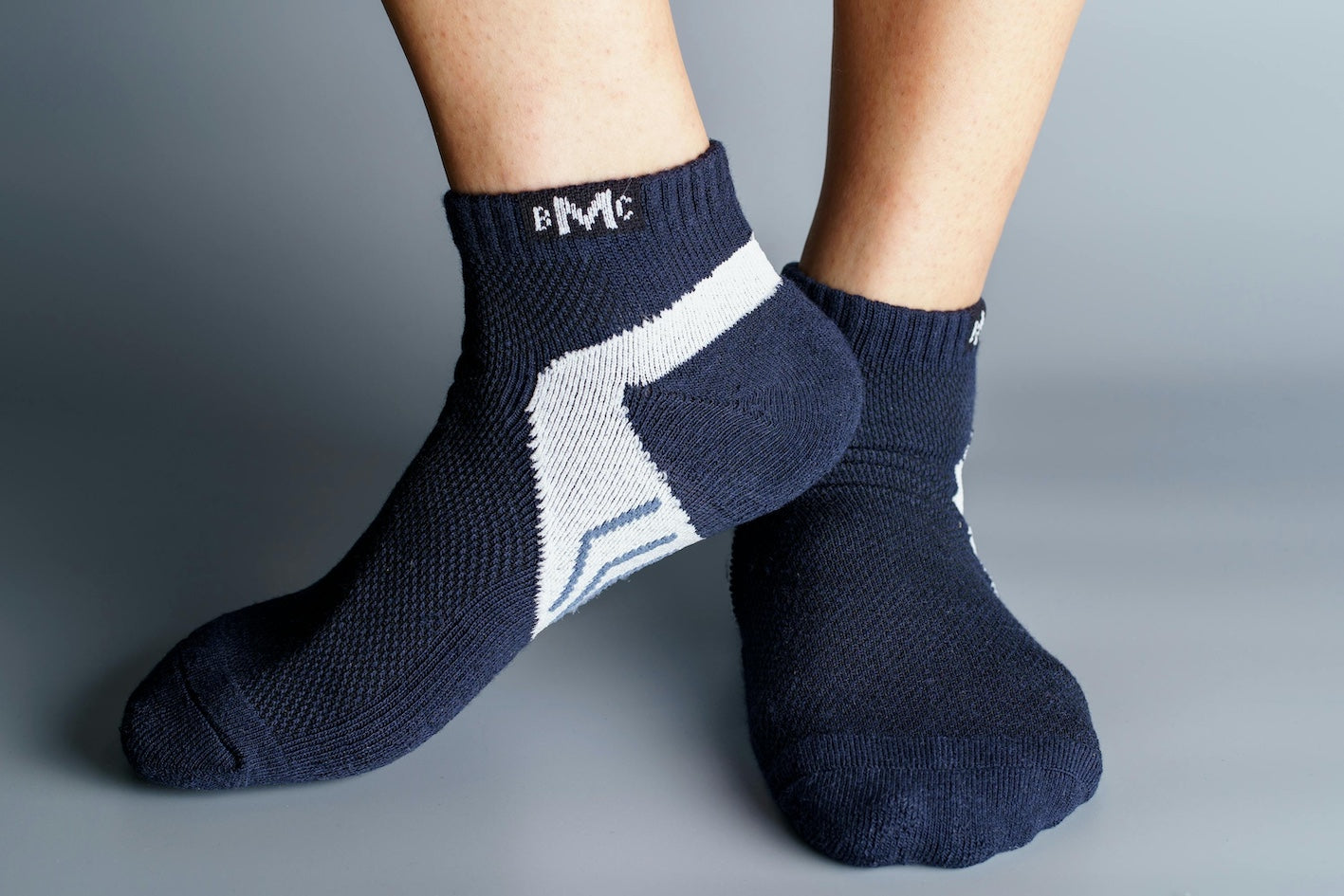 疲労軽減ソックス 長時間歩いても快適 | BLUE MONSTER CLOTHING – BLUE