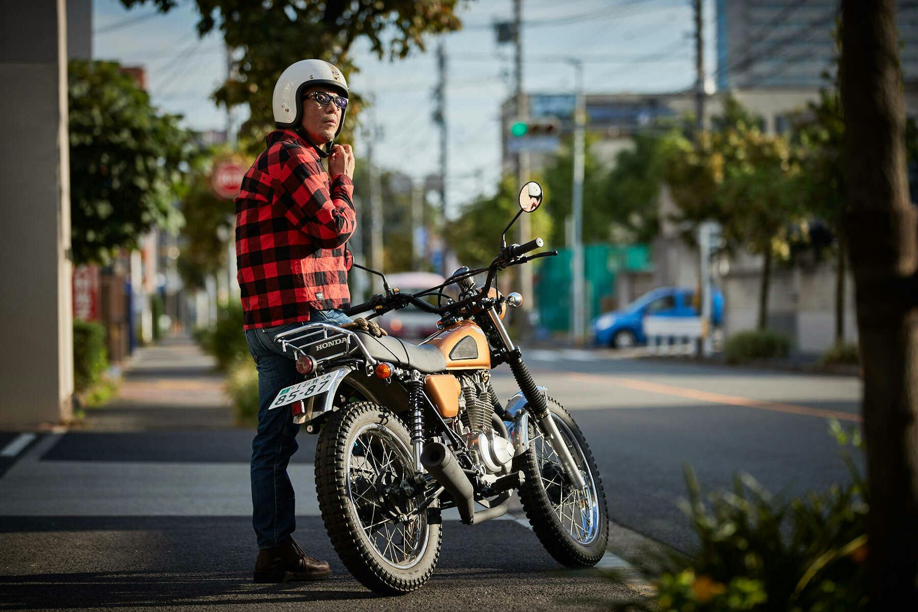 ライダーの声から生まれた！街を歩ける【ライダー専用チェックシャツ】が遂に完成！！