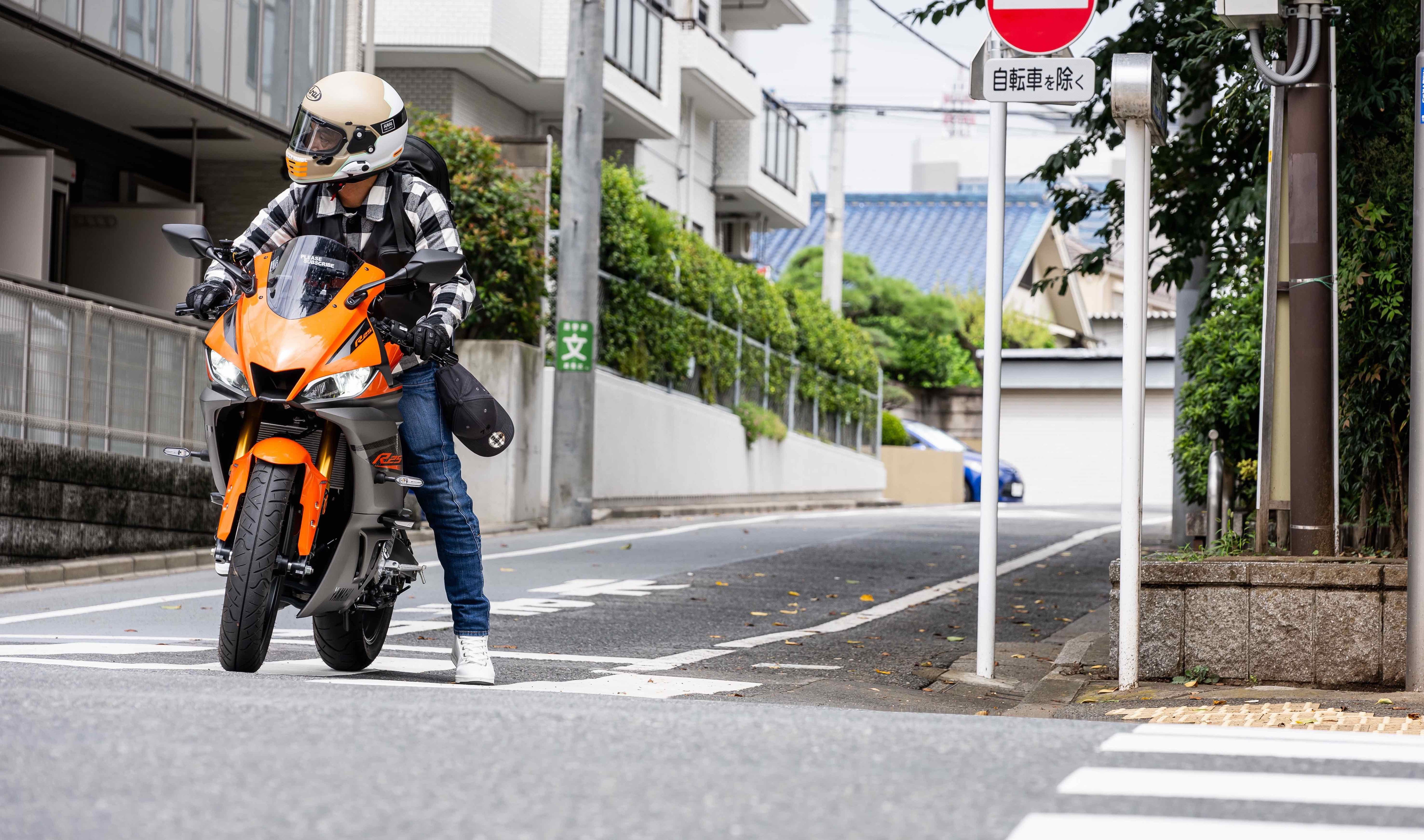 ライダーの収納問題と胸部プロテクター問題を解決した【ライダー専用ベストリュック】