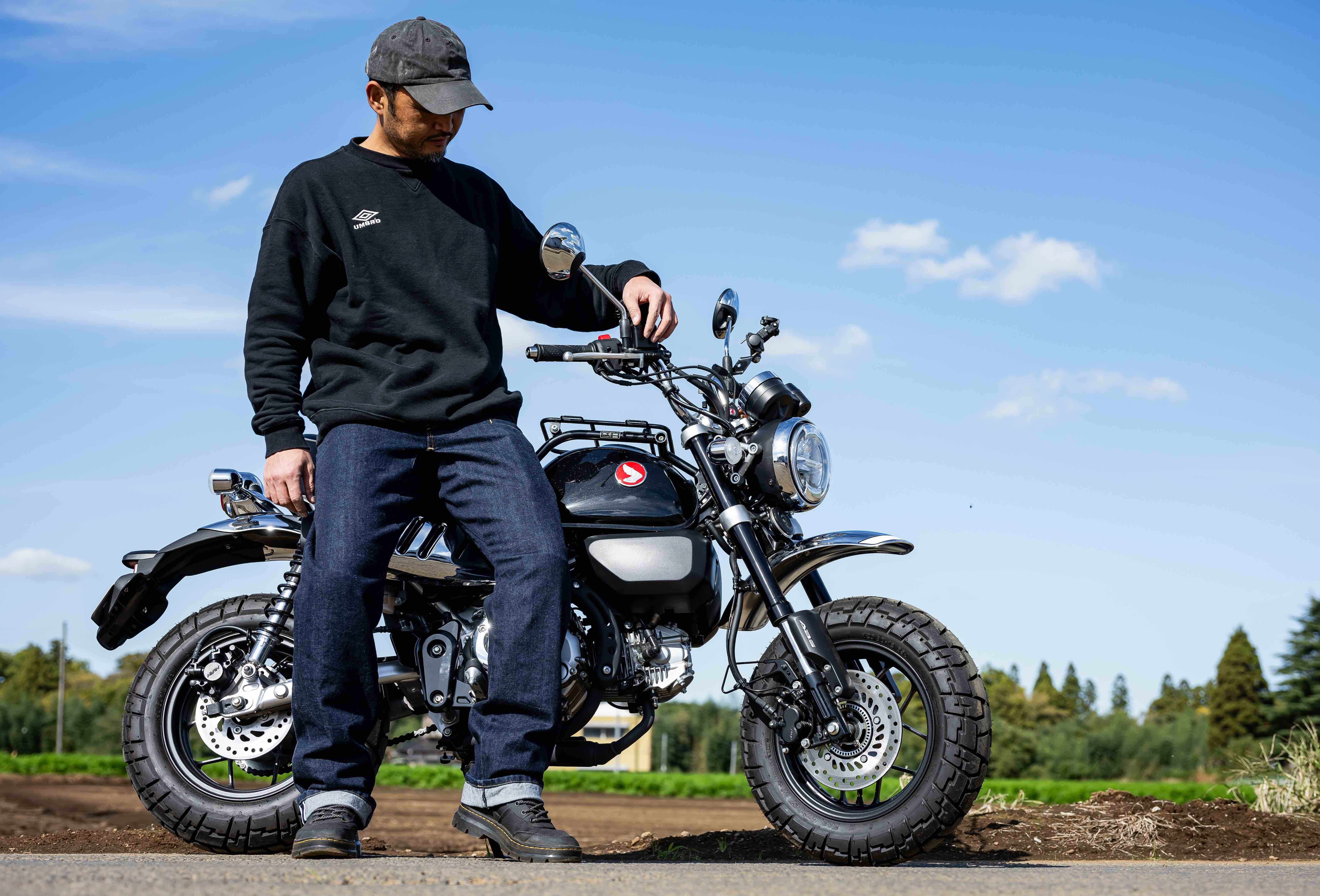 バイクライフを刻み込め！「育成型バイク用ジーンズ」【赤耳】デニム