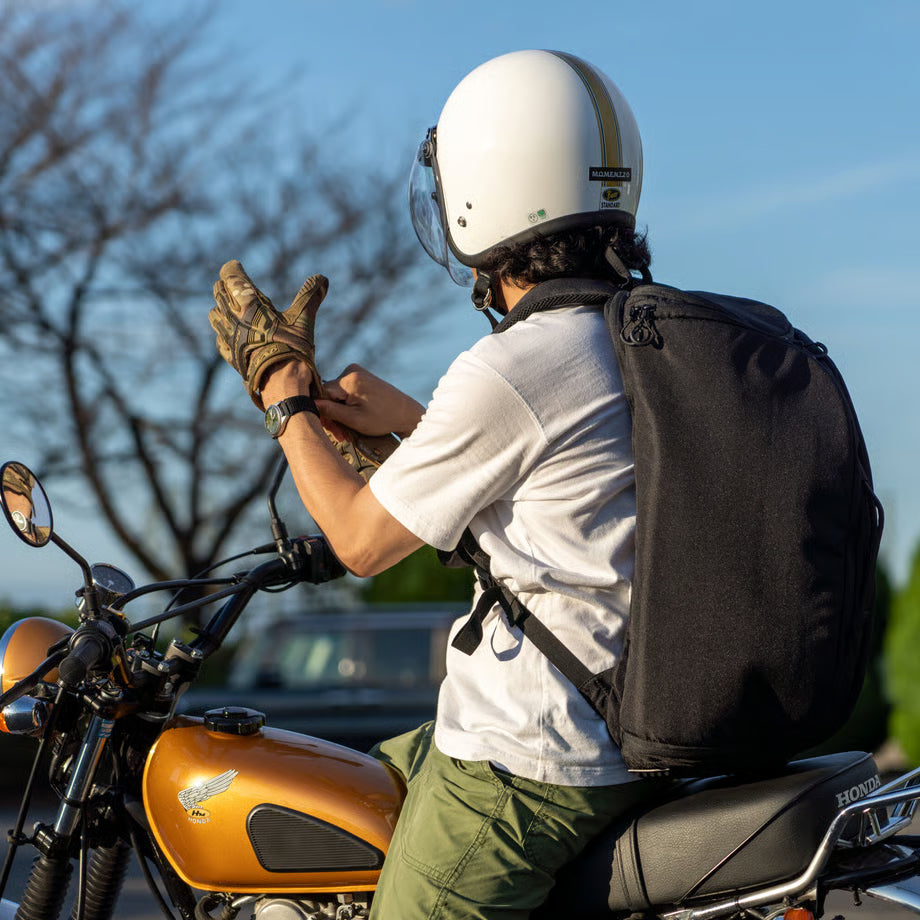 『荷物効率の最適化』仕事と趣味を詰め込め！超ド級【シン・ギョウザ型45Lリュック】