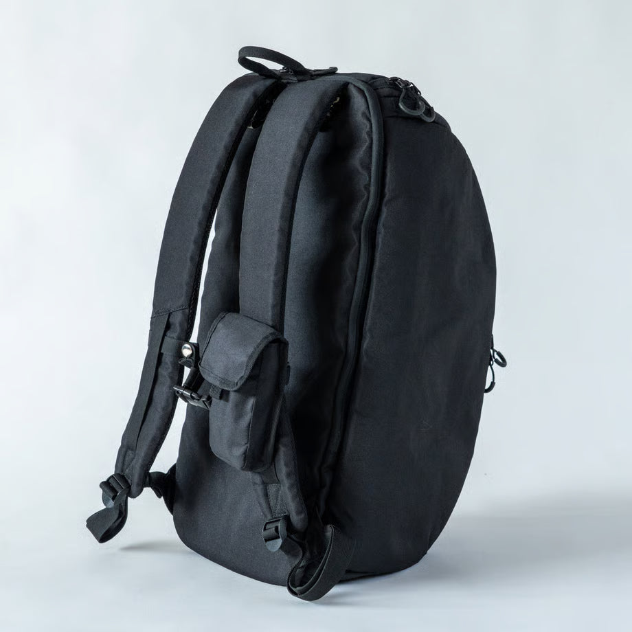 『荷物効率の最適化』仕事と趣味を詰め込め！超ド級【シン・ギョウザ型45Lリュック】